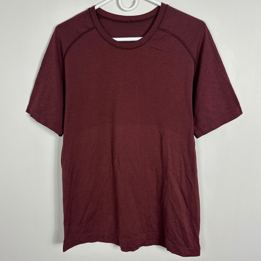 Lululemon Metal Vent Short Sleeve Anti Stink Tee Mens Size Large T-Shirt Active